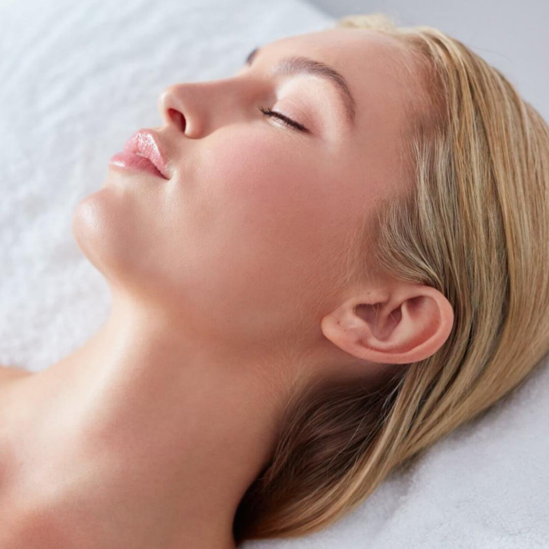 Luminous Lift Facial Marlow | Brightening & Lifting | DermaMedica